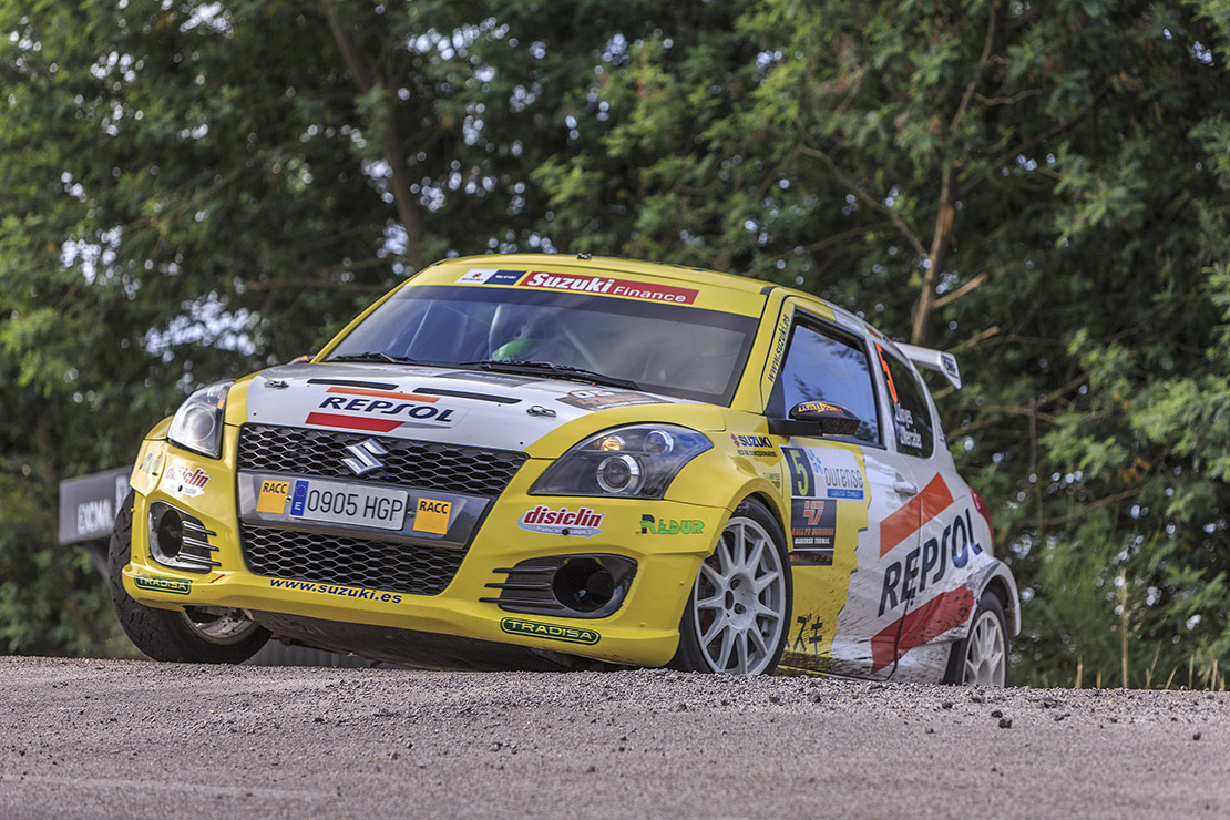 Vinyes-Mercader (Suzuki Swift S1600) protagonistes en el Ral·li Ourense 2014.