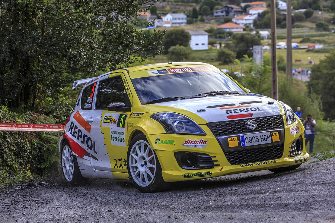 El Rally Ferrol se les resiste a Joan Vinyes-Jordi Mercader (Suzuki Swift S1600)