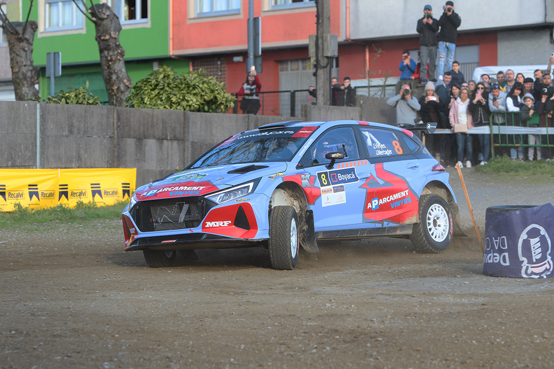 Excel·lent debut de Vinyes-Mercader al volant del Hyundai R5. El podi molt a prop.