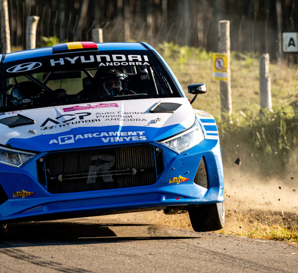 Joan Vinyes-Jordi Mercader (Hyundai i20-Rallycar) terceros en el…